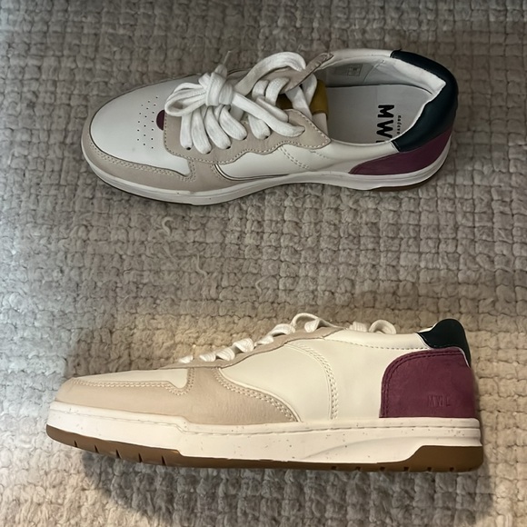 Madewell Sneaker - Picture 3 of 3